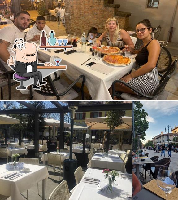 Dai un'occhiata agli interni di A Lè Cube Trattoria