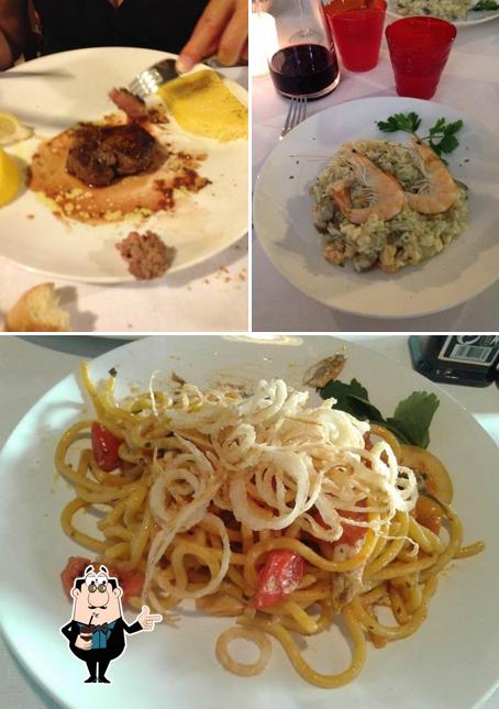 Goditi qualcosa da bere a Trattoria Santa Lucia