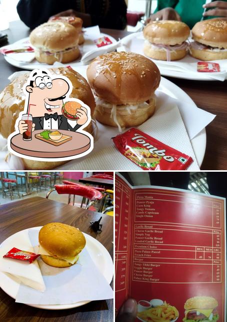 Order a burger at PIZZA PALACE