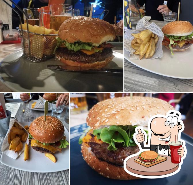 Ordina uno dei tipi di hamburger serviti a Felix