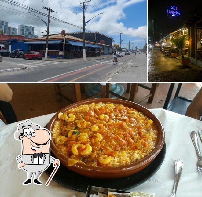 Confira a ilustração mostrando exterior e comida no Dolores Bar e Restaurante