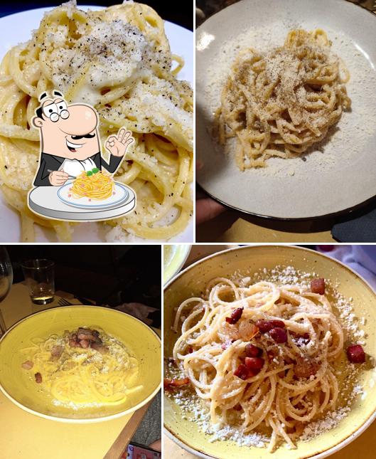 Spaghetti alla carbonara al Alfredo's