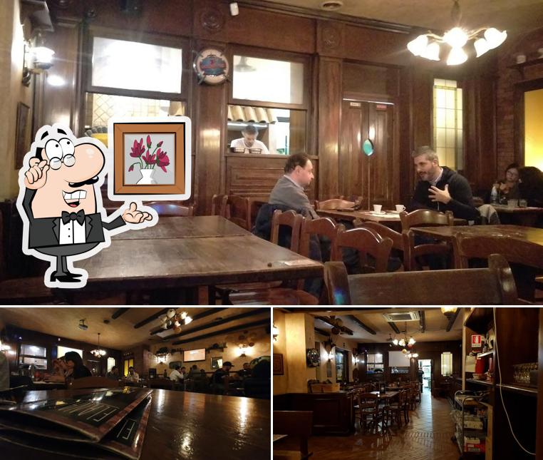 Dai un'occhiata agli interni di Flanagan's Pub