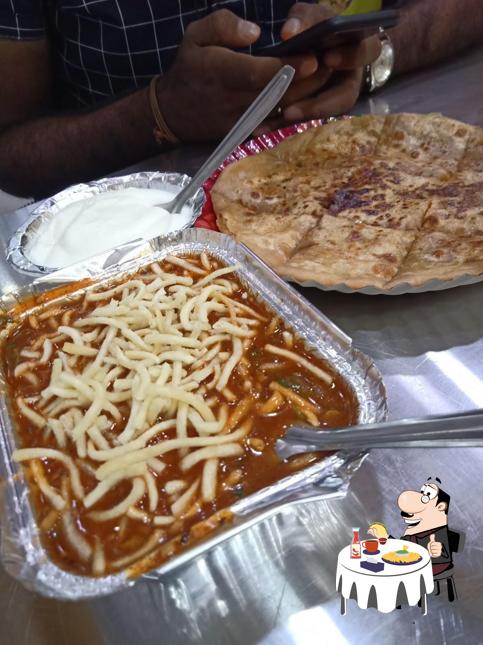 Order a burger at Bali's Punjabi Dhaba (Sarweshvar Chowk Wala)