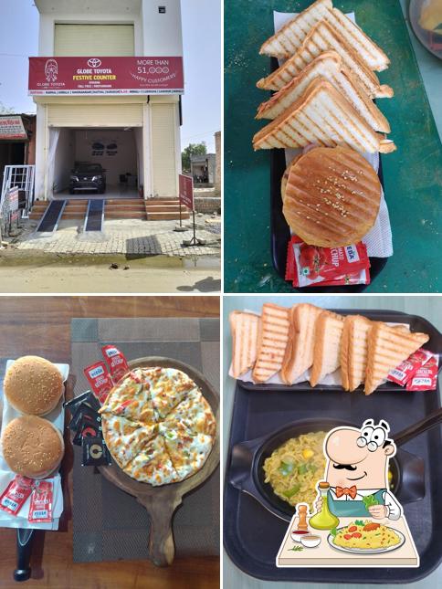 Food at POP Star Hotel And Restaurant