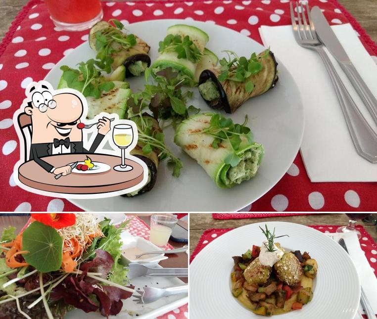 Platos en La Rouge Bistrô