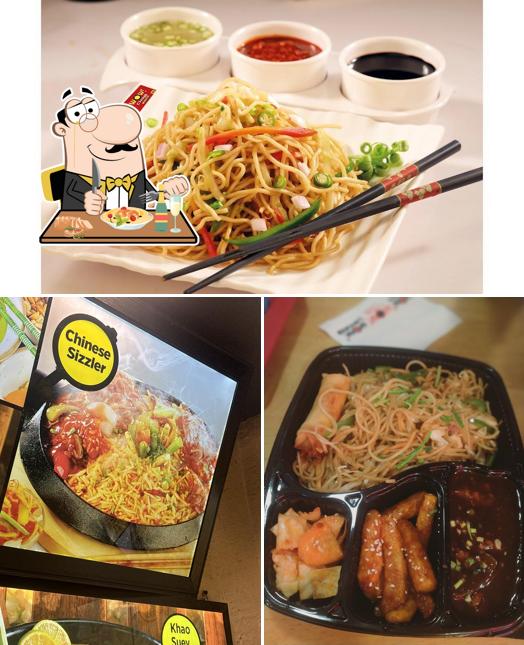 Pad thai at WOW China