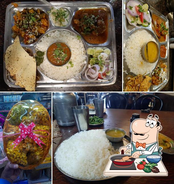 Chicken curry at Hotel Aahar