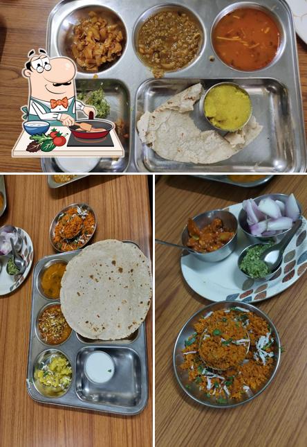 Chicken curry at Padmavati Bhojnalaya Pure Veg Restaurant Homemade Taste Maharashtrian Thali