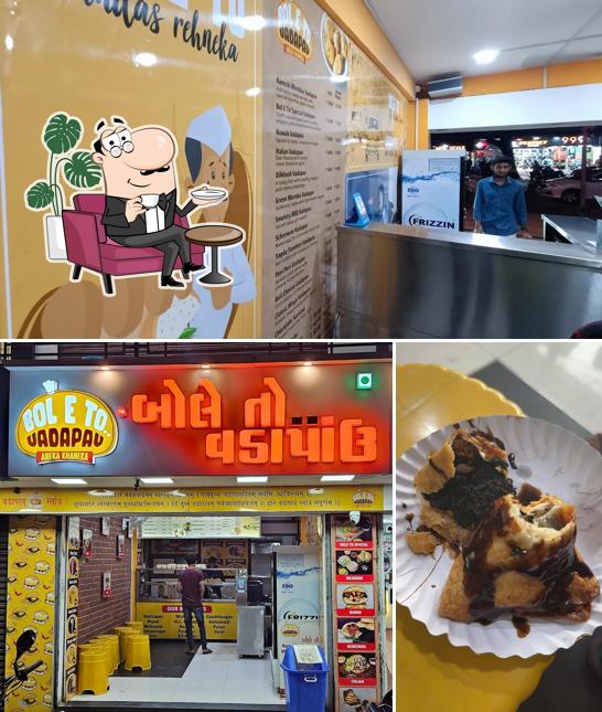 The interior of Bole to Vadapav