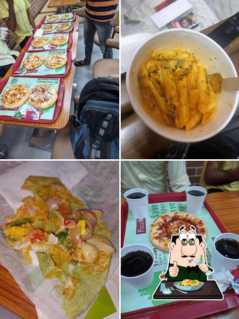 Macaroni and cheese at Pizza Wings Najafgarh