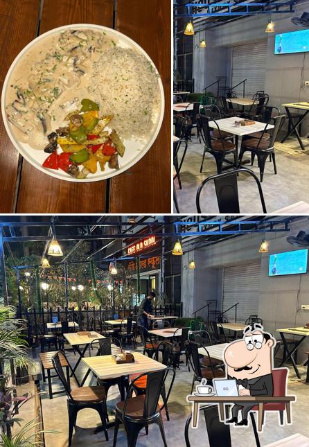 Check out how Cafe Nosh looks inside