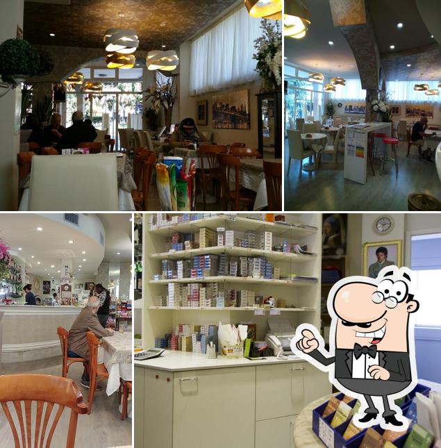 Dai un'occhiata agli interni di Caffe Mozart