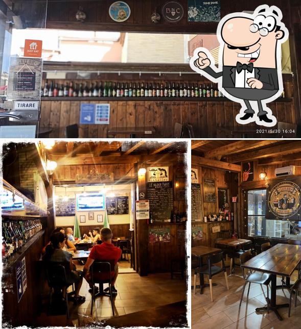 Gli interni di Sailor Public House