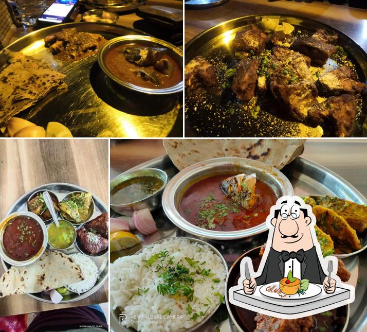 Food at Hotel Ambika Machhi Khanaval ( Fish speciality))