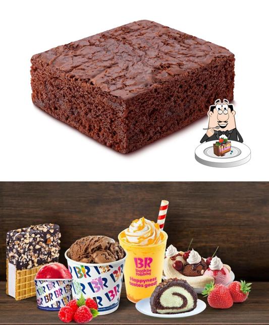 Chocolate cake at Baskin Robbins - Ice Cream Desserts