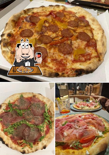 Scegli tra le molte varianti di pizza