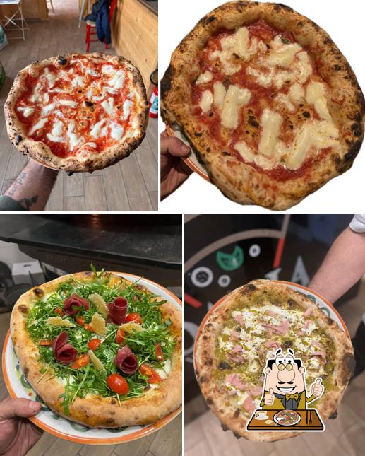Scegli tra le svariate varianti di pizza