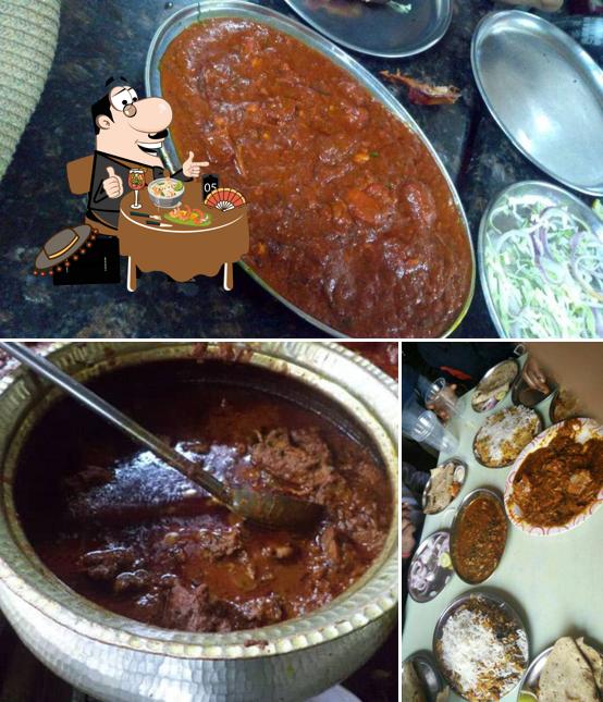Food at Akbari Hotel