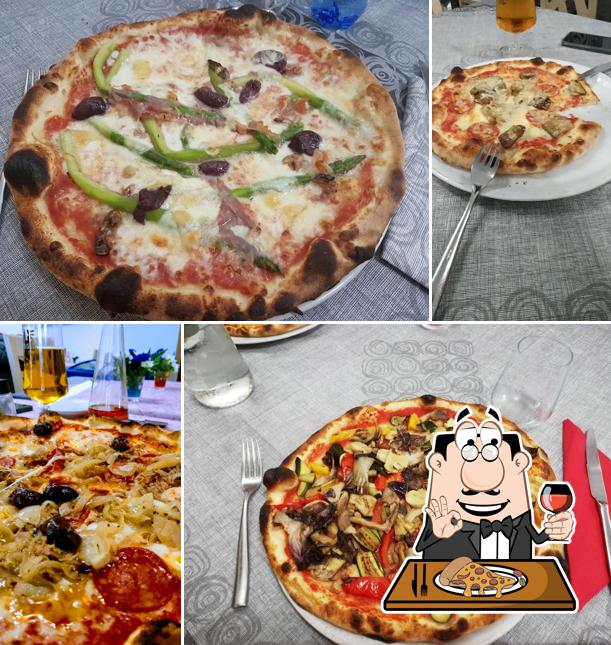 Scegli tra le molte varianti di pizza