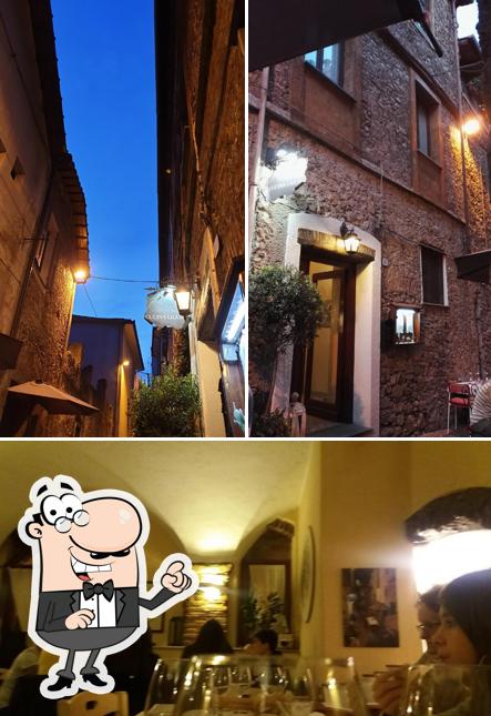 La foto della esterno e interni di L'Osteria di Sì