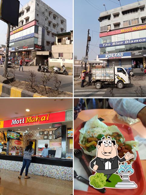 Check out how Moti Mahal Delux looks outside