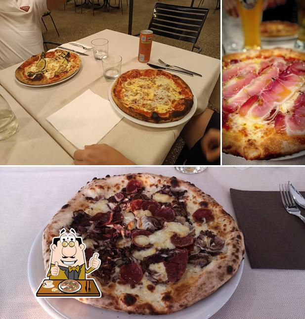 Scegli tra le molte varianti di pizza