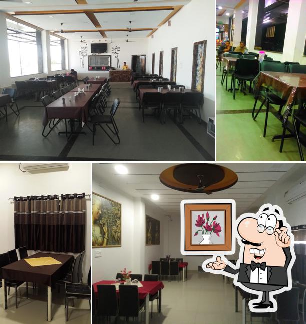 Swastik Restaurant & Hotel