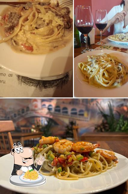 Espaguete carbonara em Bella Cuesta