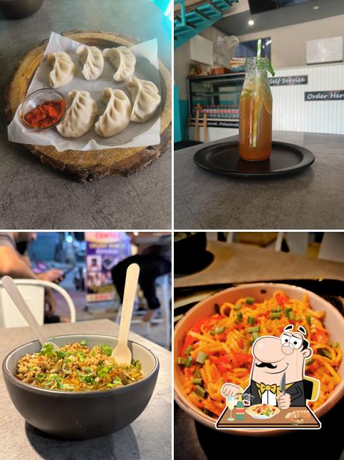 Food at Schezwan Bowlz