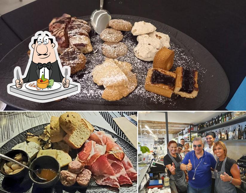 Questa è la foto che mostra la cibo e interni di CalaLaPasta