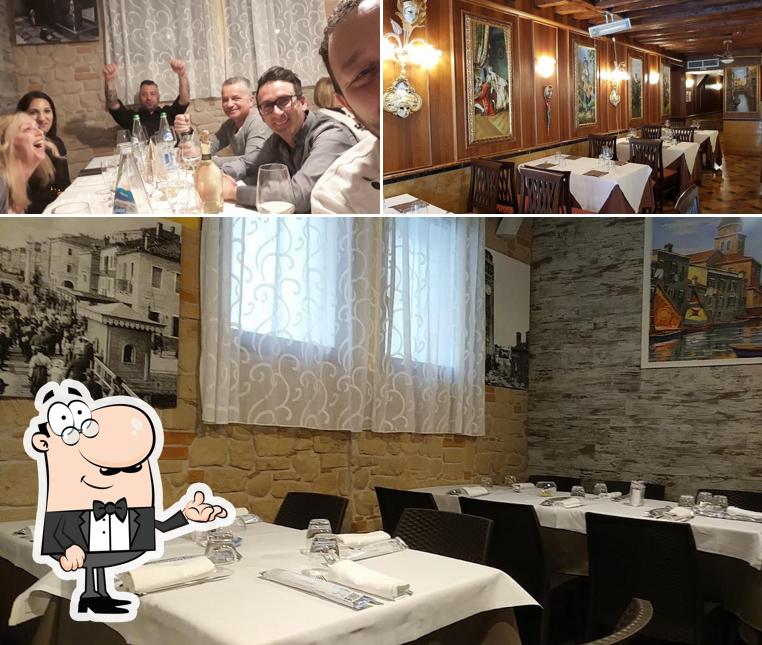 Dai un'occhiata agli interni di Ristorante Pizzeria Riva Vena