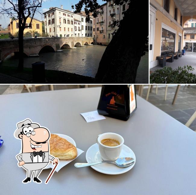 Goditi la vista dagli esterni di Pasticceria Casellato