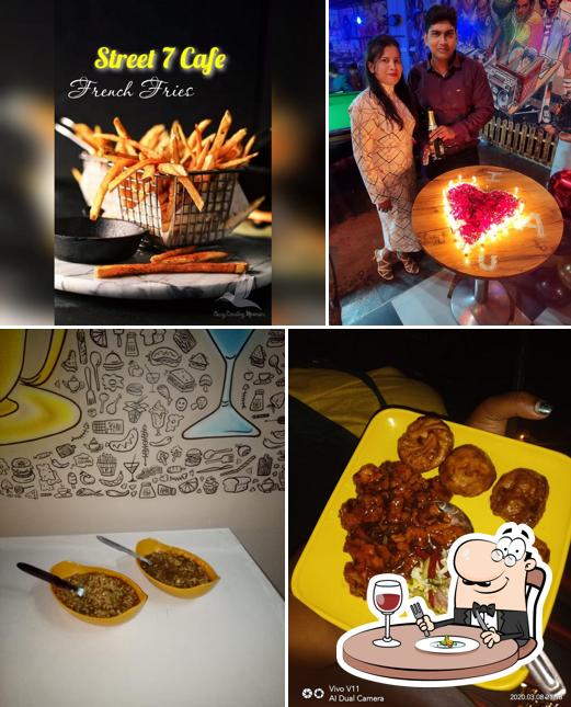 Meals at STREET 7 CAFE