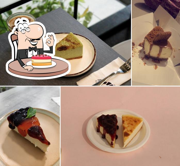 Cheesecake at Juneberry Cheesecake