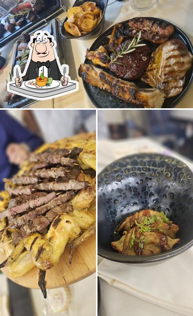 La foto di cibo e bevanda da Azienda Agricola e braceria di Cola