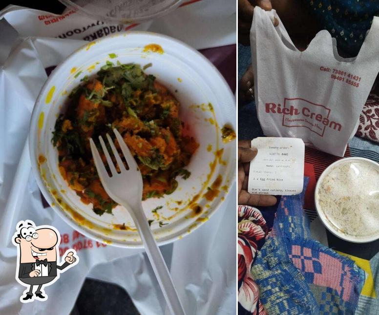 The interior of Rich Cream