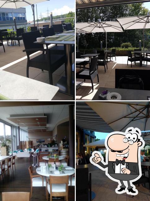 Siediti a un tavolo di FengLing Sushi