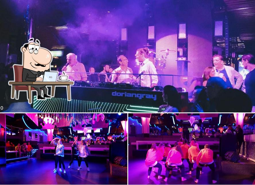 Gli interni di Discoteca Dorian Gray