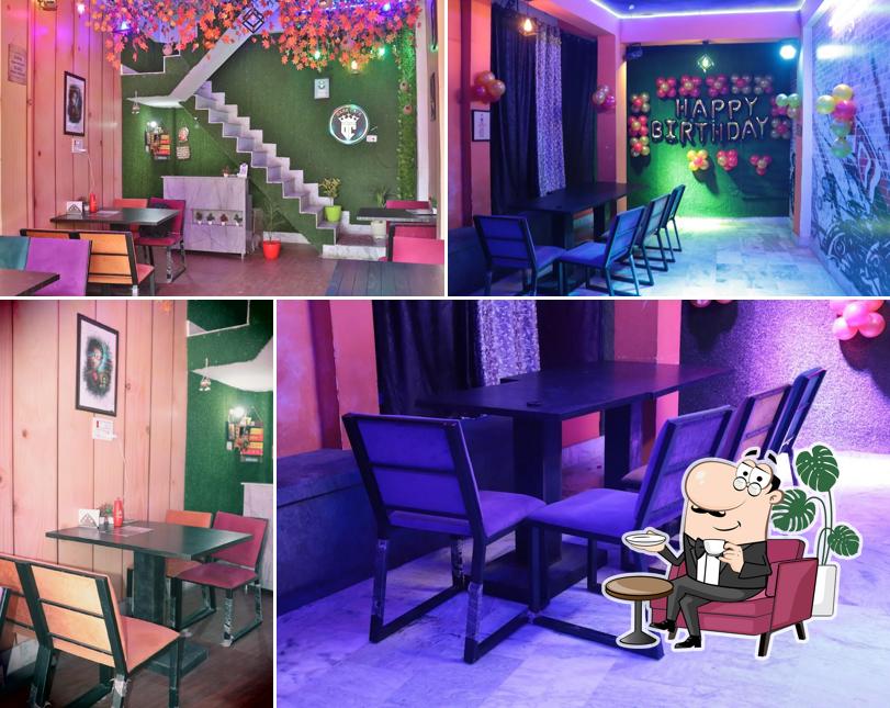 Check out how DARK CAFE looks inside