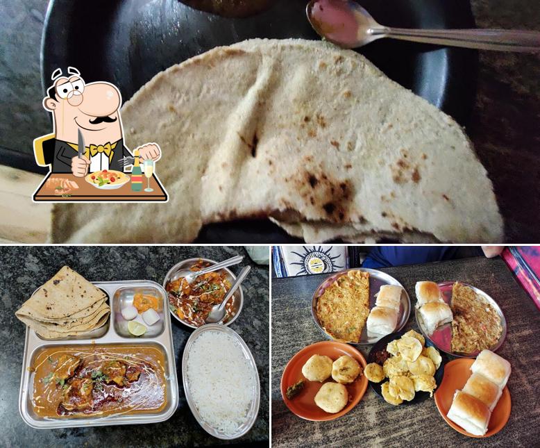 Food at Maharastra Khanaval