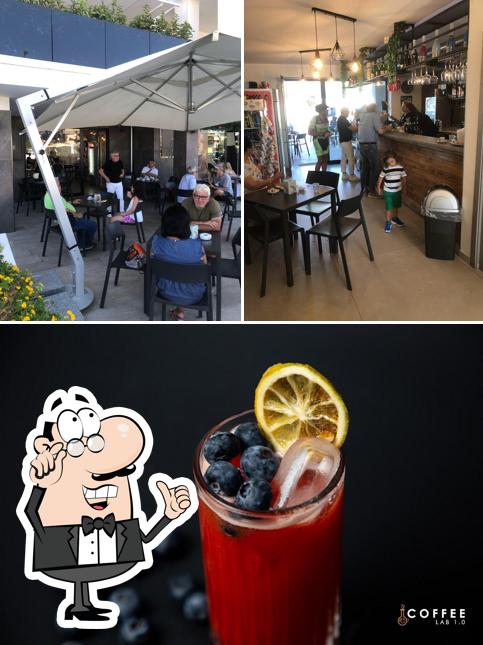 La foto di interni e cibo da Coffee lab 1.0