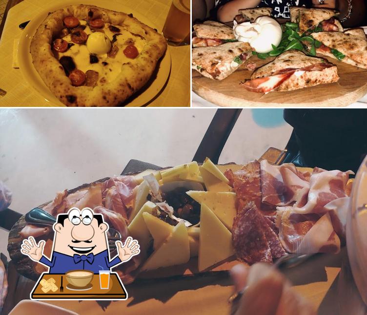 Platti al Pizzeria Palatium Federico II
