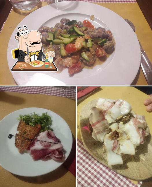 Cibo al Ristorante Cafè Tiro a Volo
