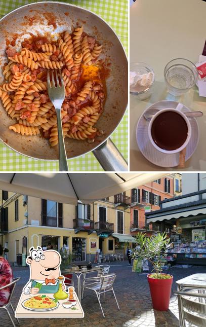 La foto di cibo e interni da Rocket cafè