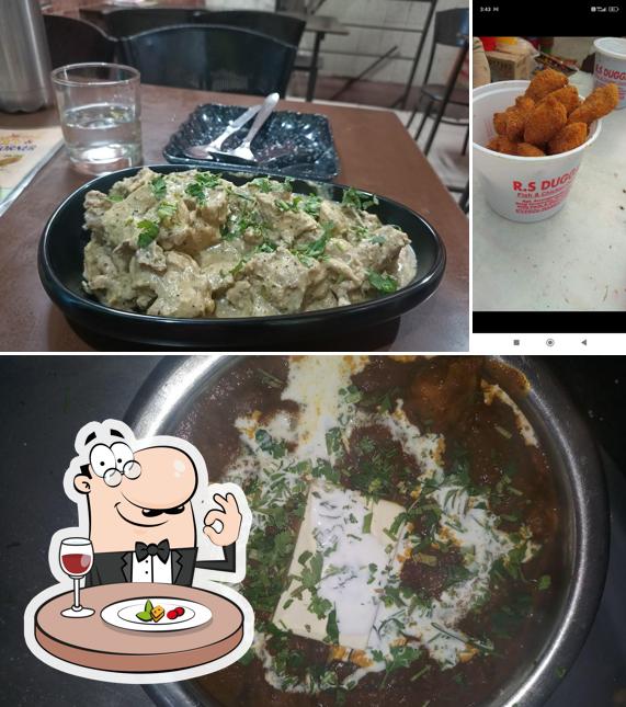 Food at RS Duggal Fish And Chicken Corner