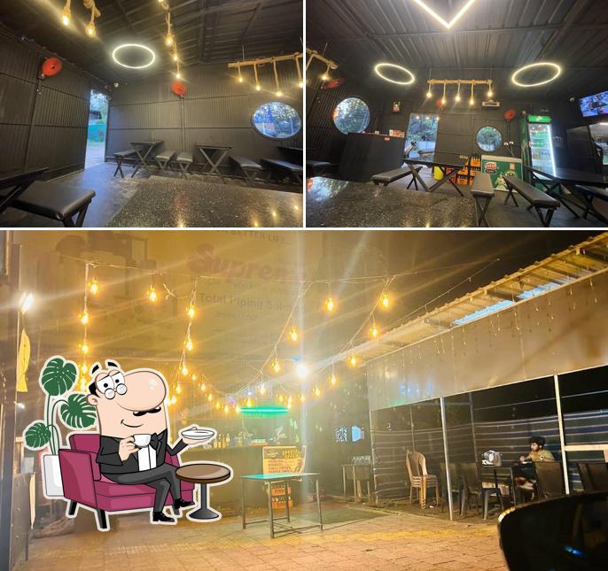 The interior of CLUB 4 SHAWARMA CORNER, TKM GROUP