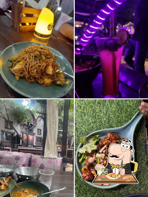 Pad thai at Cafe West Delhi