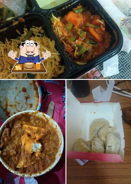 Food at Khadak Singh DA Dhaba