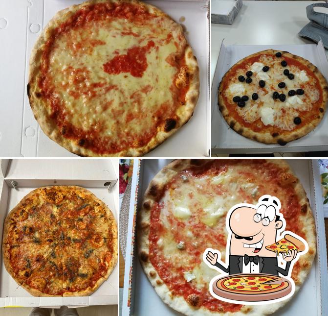 Scegli tra le svariate varianti di pizza